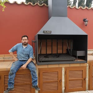 BBQ con Chimenea para base de obra
